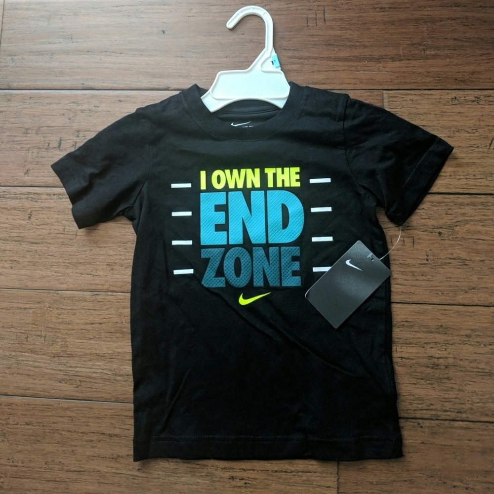 Nike tshirt